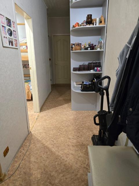 3 комн., 62 м², Блочный, Центр - район пл. Орджоникидзе 11