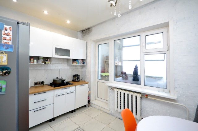 3 комн., 78 м², 112 серия, 202 мкрн. 4