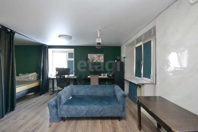 1 комн., 31 м², Хрущевка, Центр - район пл. Орджоникидзе 8