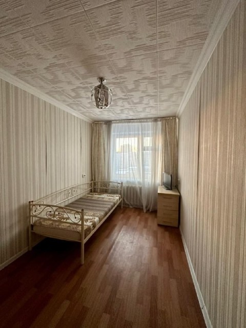 2 комн., 46 м², КПД, Центр - район пл. Орджоникидзе 6