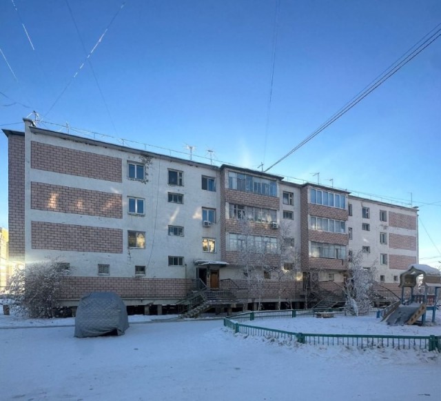 4 комн., 95 м², Блочный, Марха