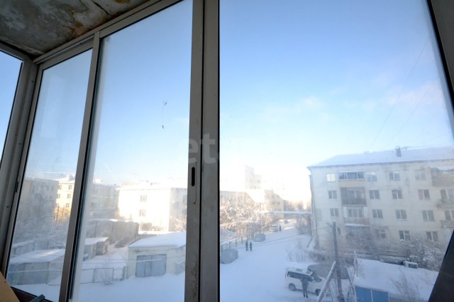 1 комн., 31 м², Хрущевка, Центр - район пл. Орджоникидзе 15