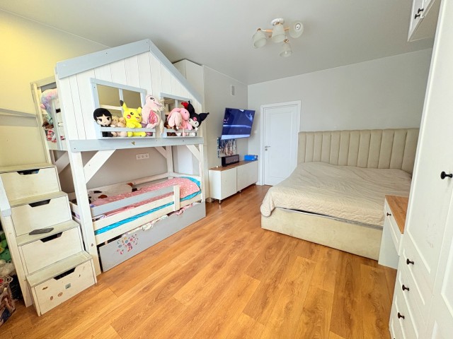 1 комн., 52 м², Монолитно-каркасный, 203 мкрн. 4