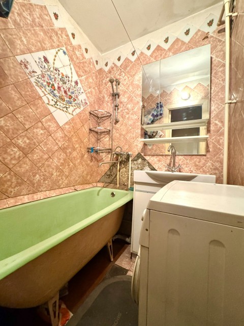 2 комн., 47 м², КПД, Центр - район пл. Орджоникидзе 7