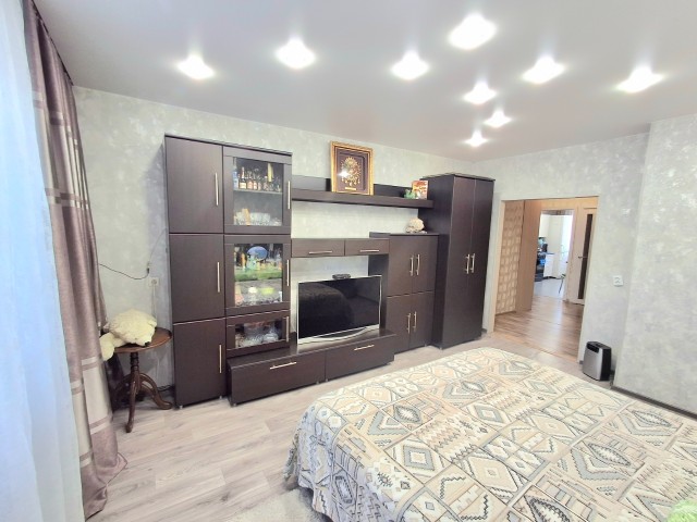 2 комн., 55 м², Блочный, Жатай 10