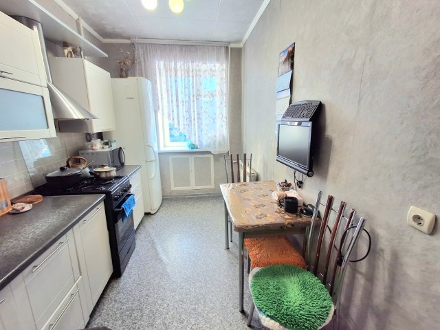 2 комн., 55 м², Блочный, Жатай 2