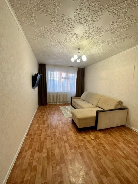 2 комн., 46 м², КПД, Центр - район пл. Орджоникидзе 2