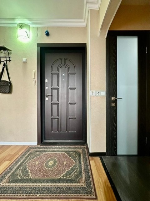 2 комн., 46 м², КПД, Центр - район пл. Орджоникидзе 11