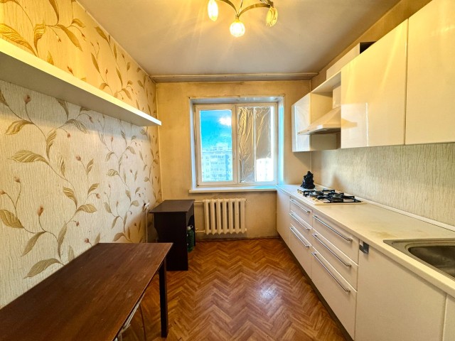 2 комн., 47 м², КПД, Центр - район пл. Орджоникидзе 3