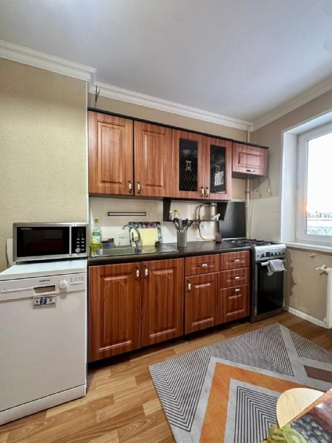 2 комн., 46 м², КПД, Центр - район пл. Орджоникидзе 5