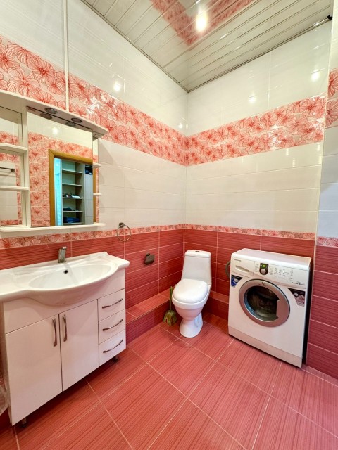 2 комн., 68 м², Инд. планировка, Центр - район пл. Орджоникидзе 7