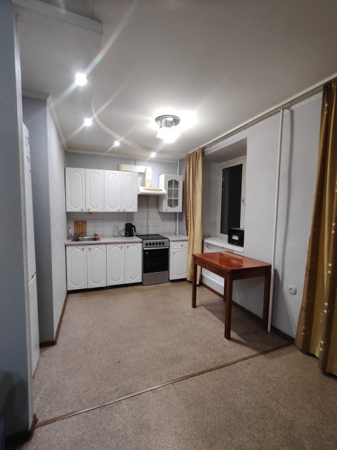 3 комн., 55 м², Блочный, ТЦ "Олонхо"