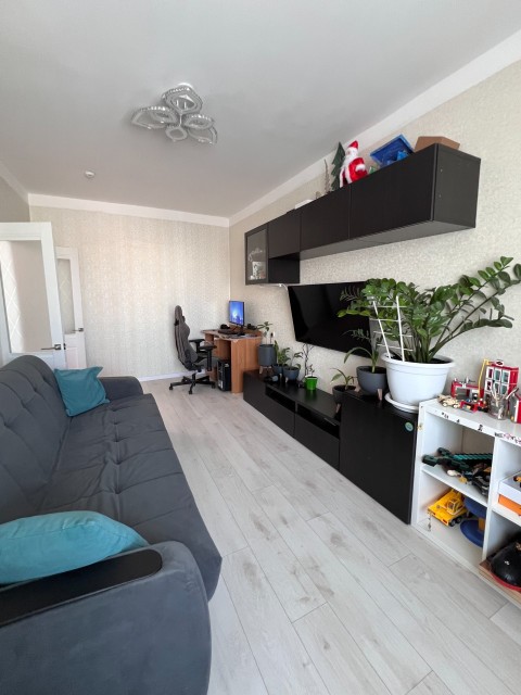 3 комн., 80 м², Монолитно-каркасный, Сайсары 2