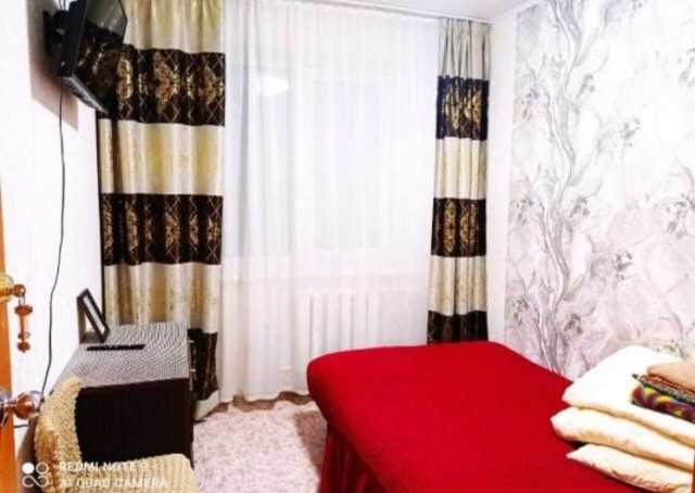 4 комн., КПД, Центр - район пл. Орджоникидзе 2