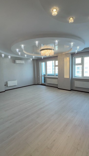 3 комн., 102 м², Блочный, Крытый рынок 2