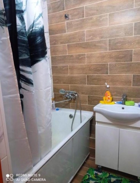 4 комн., КПД, Центр - район пл. Орджоникидзе 5