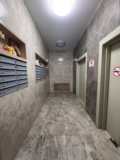 3 комн., 102 м², Блочный, Крытый рынок 8