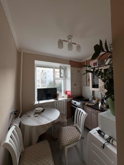 2 комн., 46 м², Блочный, 26 школа