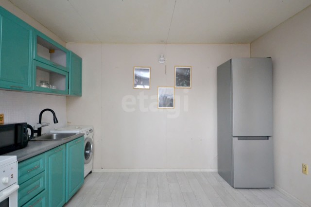 3 комн., 39 м², Каркасно-щитовой, Поселок Геологов, Борисовка-1