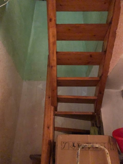 Больше 4 комн., 135 м², Блочный, Центр - район пл. Дружбы 6