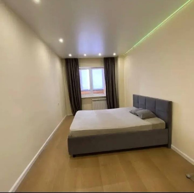 2 комн., Монолитно-каркасный, 203 мкрн. 4