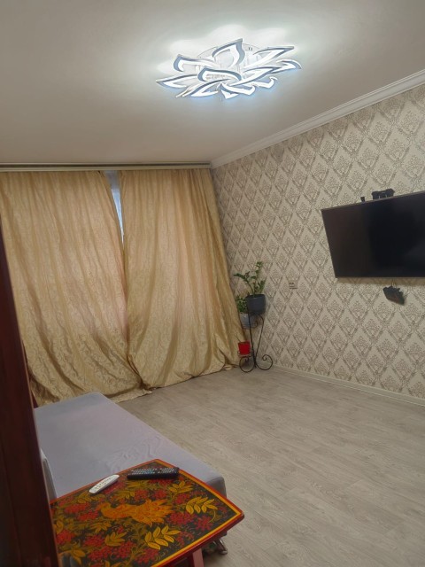 2 комн., 50 м², КПД, Крытый рынок 2