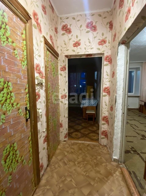 1 комн., 34 м², Блочный, Другие районы 5