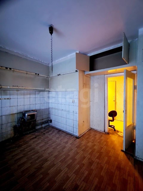 4 комн., 97 м², 112 серия, 202 мкрн. 12