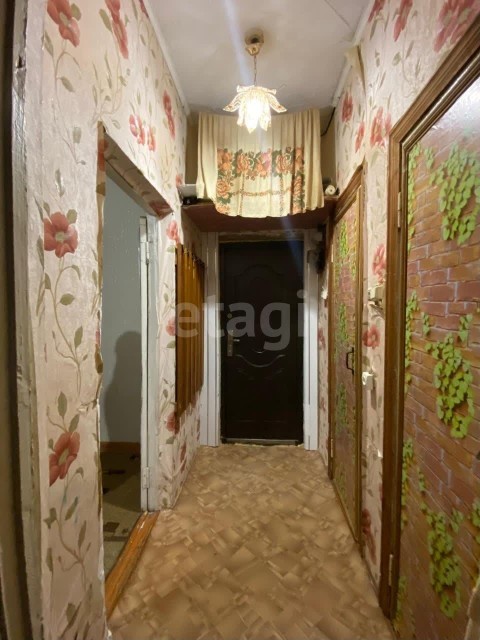 1 комн., 34 м², Блочный, Другие районы 4