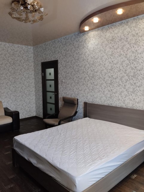 2 комн., 55 м², 112 серия, Областная больница, рынок "Манньыаттаах" 2