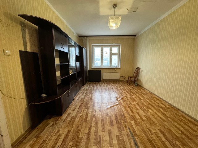 2 комн., 112 серия, Площадь Победы