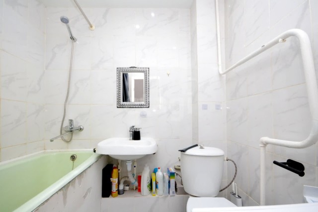 1 комн., 39 м², Инд. планировка, Сайсары 11