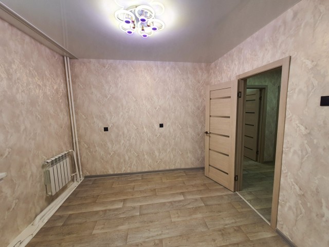 1 комн., 38 м², Блочный, Жатай 12