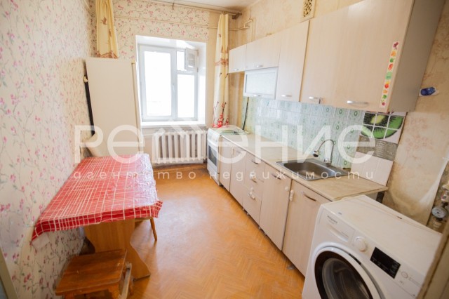 3 комн., Блочный, Автодорожная 5