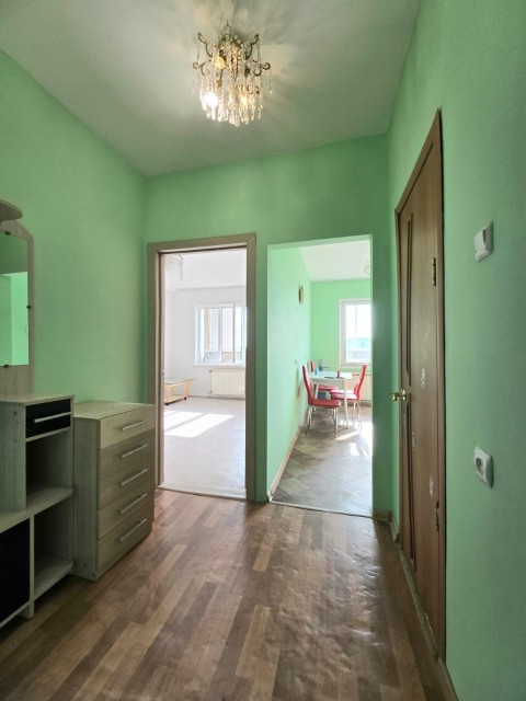 1 комн., 35 м², Блочный, Областная больница, рынок "Манньыаттаах" 7