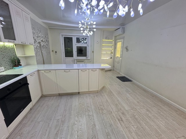 3 комн., 59 м², Монолитно-каркасный, Гимеин 3