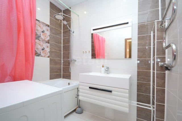 2 комн., 65 м², Монолитно-каркасный, Вилюйский тракт 12