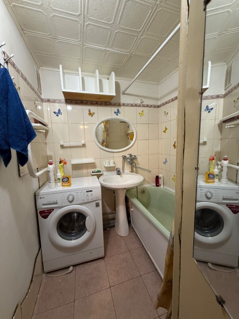 3 комн., 112 серия, Вавилон 13