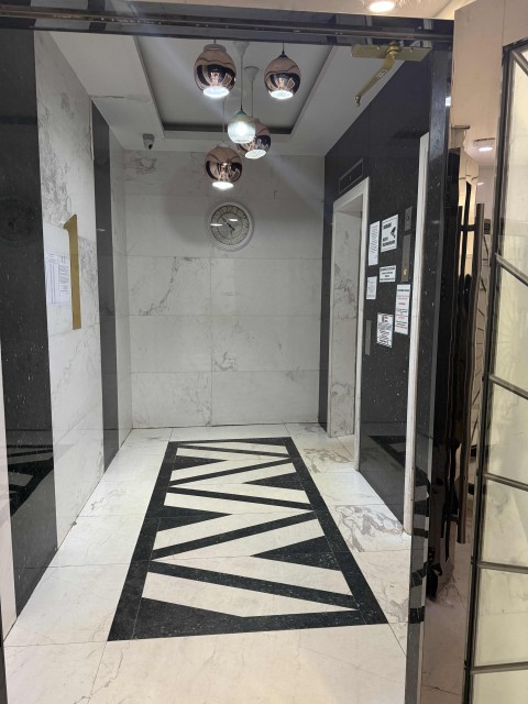 3 комн., 83 м², Монолитно-каркасный, Кинотеатр Лена 11