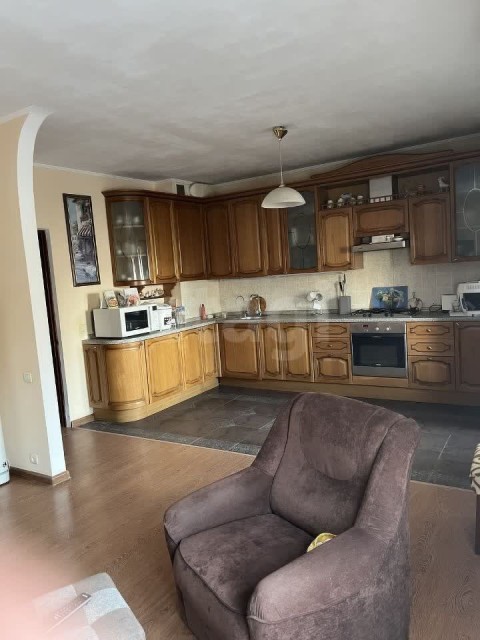 4 комн., 129 м², Монолитно-каркасный, Центр - район пл. Ленина