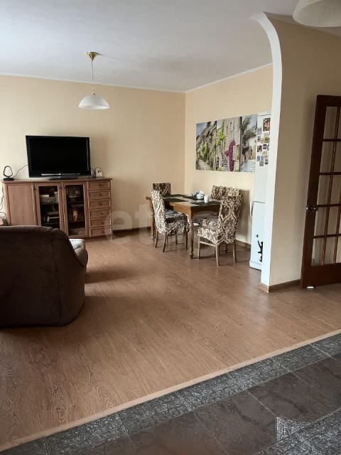 4 комн., 129 м², Монолитно-каркасный, Центр - район пл. Ленина 5