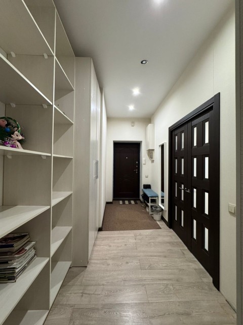 2 комн., 63 м², Сталинка, Центр - район пл. Дружбы 7