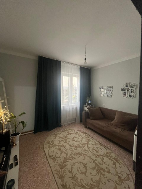 3 комн., 63 м², Блочный, Улус 4