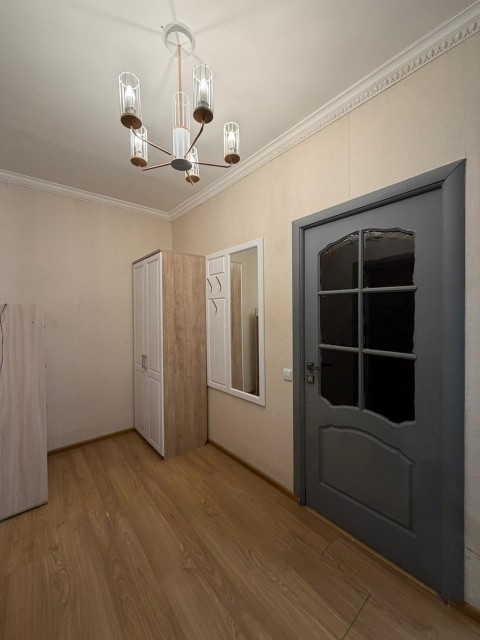 4 комн., 87 м², Блочный, Центр - район пл. Орджоникидзе 2