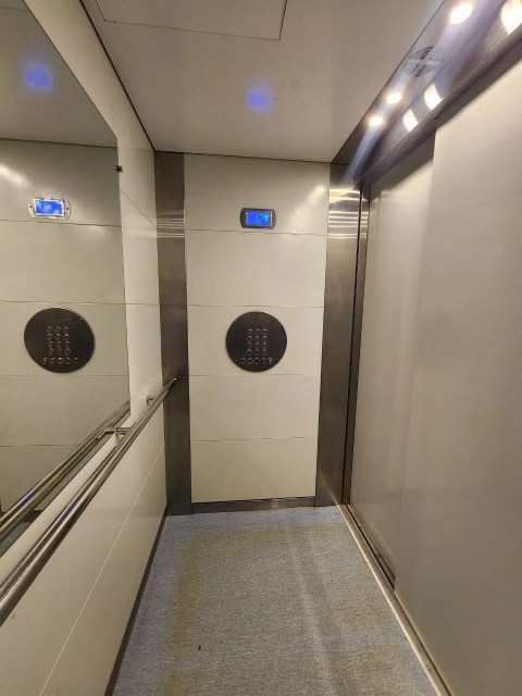 1 комн., 40 м², Монолитно-каркасный, Крестьянский рынок, стадион "Туймаада" 10