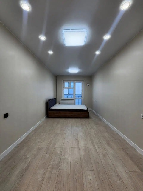 1 комн., 40 м², Монолитно-каркасный, Крестьянский рынок, стадион "Туймаада" 4