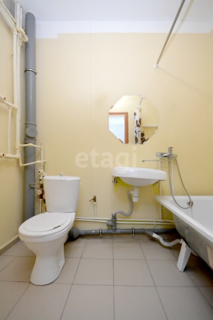 1 комн., 40 м², Монолитно-каркасный, 17 квартал 12