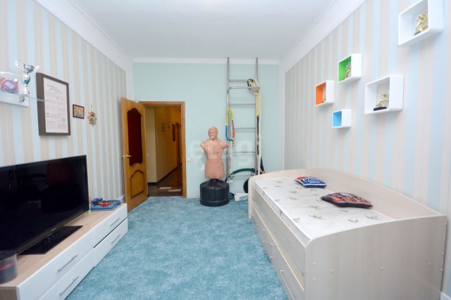 3 комн., 120 м², Инд. планировка, 31 школа 8