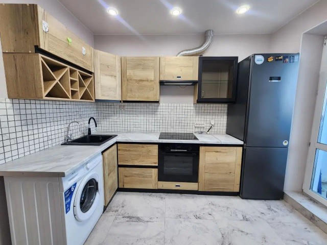 1 комн., 40 м², Монолитно-каркасный, Крестьянский рынок, стадион "Туймаада"