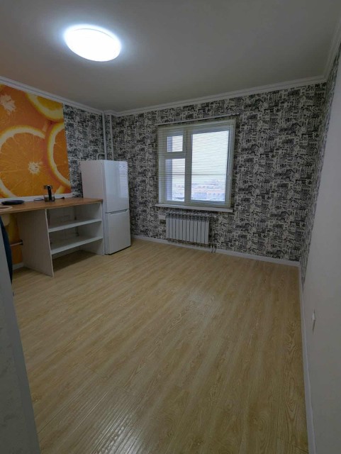 2 комн., 88 м², Блочный, Апельсин 8